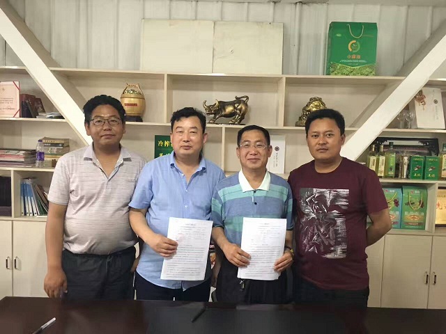 工科特香菜籽油榨油、精炼冷冻过滤成套设备带着对藏族同胞的深情厚谊再次踏上征